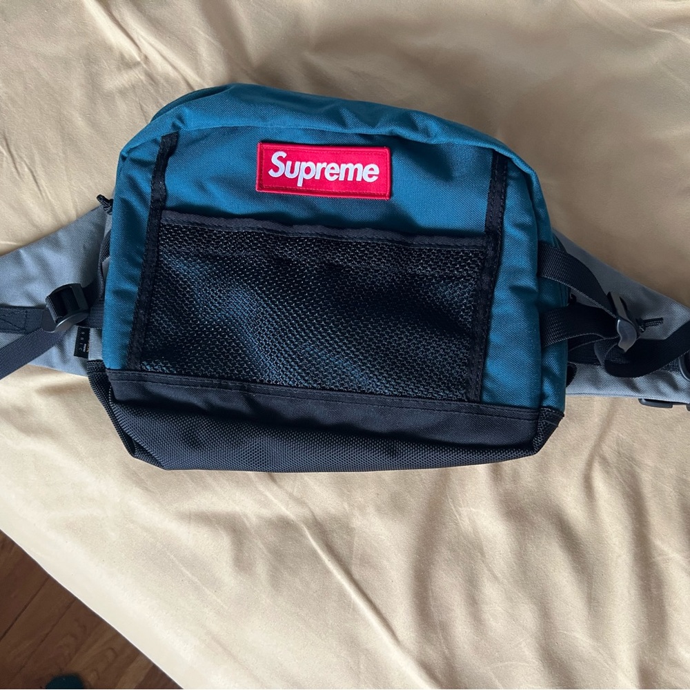 Supreme Counter hip bag/ waist bag